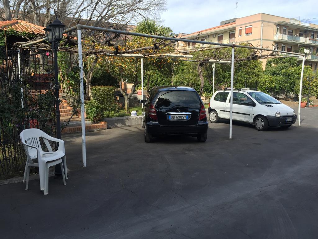 B&B Il Bagolaro Dell'Etna Sant'Agata Li Battiati Kültér fotó